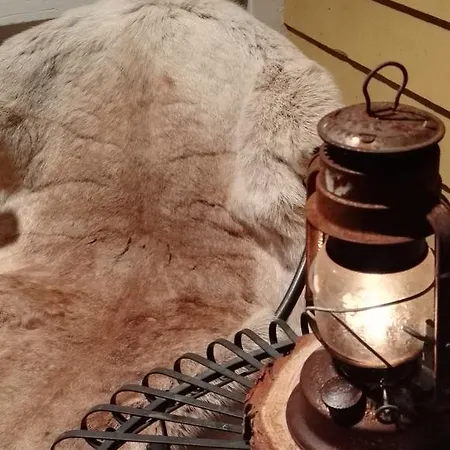 Panzió Lakomaen Metsakartano Heinäpohja